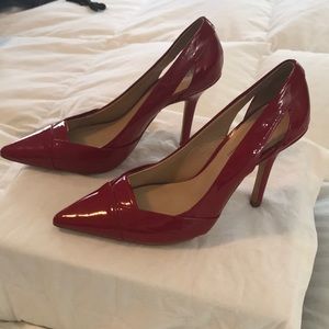 Charles David Red patent leather pumps